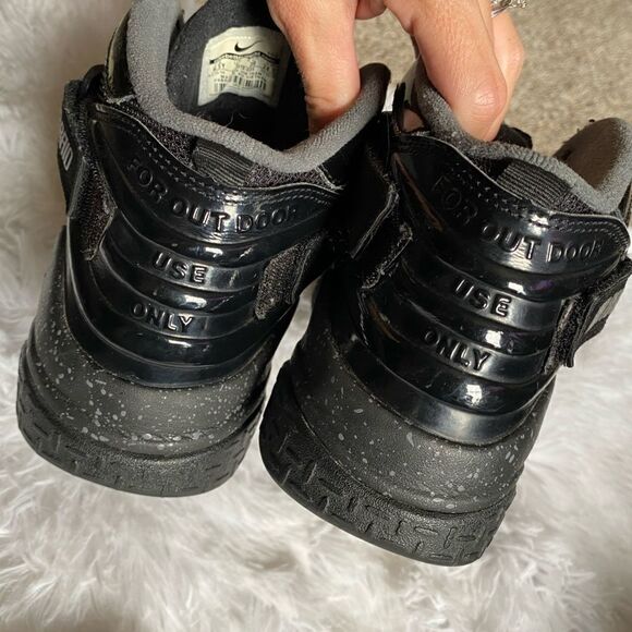 Nike Air Raid Sneakers - Picture 7 of 15